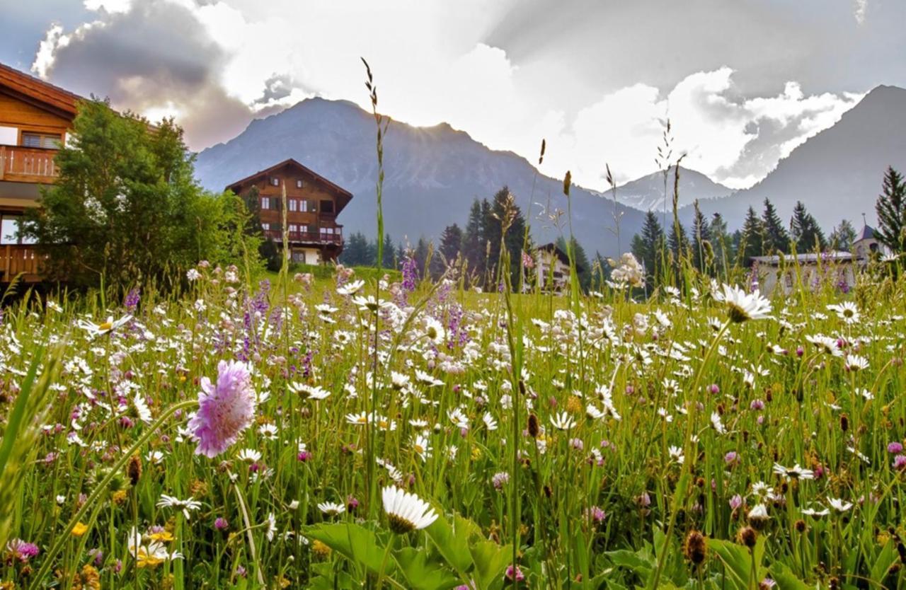 Hotel Lenzerhorn Ленцерхайде Экстерьер фото